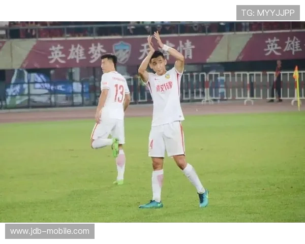 张源:国安补强提升信心 主场首战目标锁定三分 张源:国安补强提升信心 主场首战目标锁定三分